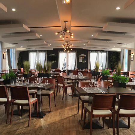 Logis Hotel & Restaurant - Les Bords De Seine La Roche-Guyon Kültér fotó