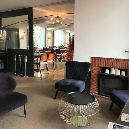 Logis Hotel & Restaurant - Les Bords De Seine La Roche-Guyon Kültér fotó